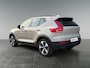 Volvo XC40 2.0 B4 Plus Dark | Trekhaak | Verwarmbare voorruit | Keyless Entry | Stoelverwarming |