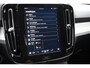 Volvo XC40 B4 211PK Automaat Plus Dark / Navigatie / Adaptive Cruise / Harman Kardon / Stuur- & Stoelverwarming / Elektrische achterklep / Achteruitrijcamera / Elektrische stoelverst. met geheugen