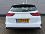 Kia Ceed Sw 1.5 T-GDi 140pk DynamicLine | Navigatie | Parkeercamera | Climate control | Cruise control |