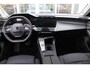 Peugeot 308 SW 1.2 Hybrid 145PK e-DCS6 ALLURE | AGR COMFORT STOELEN | AFNEEMBARE TREKHAAK | KEYLESS ENTRY/START | NAVIGATIE | DRAADLOZE APPLE CARPLAY/ANDROID AUTO | ACHTERUITRIJ CAMERA | STOEL/STUUR VERWARMING | LICHTMETALEN VELGEN 17" | ADAPTIVE CRUISE CONTROL | DAB+ RADIO |