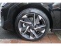 Peugeot 308 SW 1.2 Hybrid 145PK e-DCS6 ALLURE | AGR COMFORT STOELEN | AFNEEMBARE TREKHAAK | KEYLESS ENTRY/START | NAVIGATIE | DRAADLOZE APPLE CARPLAY/ANDROID AUTO | ACHTERUITRIJ CAMERA | STOEL/STUUR VERWARMING | LICHTMETALEN VELGEN 17" | ADAPTIVE CRUISE CONTROL | DAB+ RADIO |