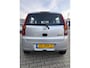 Daihatsu Cuore 1.0 Trend, AUTOMAAT, airco, stuurbekrachtiging, achterbank verschuifbaar en klapbaar.