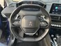 Peugeot 3008 1.2 Turbo 130 PK Allure Avantage | Automaat | Elektrisch verstelbare bestuurdersstoel met geheugen | Elektrische Achterklep | Stoelverwarming | Panoramisch schuif/kanteldak | Full LED Verlichting | Keyless Entry | Navigatie | Digitaal Dashboard | Climate Control | 19 Inch Lichtmetalen Velgen |