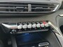 Peugeot 3008 1.2 Turbo 130 PK Allure Avantage | Automaat | Elektrisch verstelbare bestuurdersstoel met geheugen | Elektrische Achterklep | Stoelverwarming | Panoramisch schuif/kanteldak | Full LED Verlichting | Keyless Entry | Navigatie | Digitaal Dashboard | Climate Control | 19 Inch Lichtmetalen Velgen |