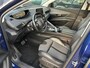 Peugeot 3008 1.2 Turbo 130 PK Allure Avantage | Automaat | Elektrisch verstelbare bestuurdersstoel met geheugen | Elektrische Achterklep | Stoelverwarming | Panoramisch schuif/kanteldak | Full LED Verlichting | Keyless Entry | Navigatie | Digitaal Dashboard | Climate Control | 19 Inch Lichtmetalen Velgen |