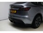 Tesla Model Y Long Range RWD 75 kWh | Trekhaak | Panoramadak | Autopilot | 19 inch Dark velgen, Leer