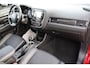 Mitsubishi Outlander 2.0 Instyle 7 Persoons, Schuif- kanteldak, Camera, Navigatie, Lederen interieur