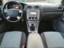 Ford Focus 1.6 Comfort 5Drs Navi Airco Park.Sens LM-Velgen NAP NL-Auto Nette Staat!