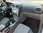 Ford Focus 1.6 Comfort 5Drs Navi Airco Park.Sens LM-Velgen NAP NL-Auto Nette Staat!