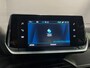 Peugeot 2008 1.2 PureTech Blue Lease Active Camera | Carplay | Climate Control | Cruise Control | Rijstrook Correctie | DAB | Achteruitrijcamera | Airco (automatisch) | Apple Carplay/Android Auto|telefoonintegratie premium