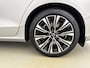Volvo S60 T8 Recharge Plus Bright | 18" | Elektr. verst. Sportstoelen | Adaptieve Cruise | BLIS | Stoel/stuur/achterbankverwarming | Parkeercamera | Keyless