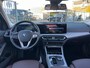 BMW 3-Serie Touring 320e Dealer onderhouden | Leder interieur | Virtual cockpit | Camera | Climate | Rest fabrieksgarantie |