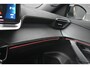Peugeot e-2008 EV GT Pack 50 kWh 3 Fase | Alcantara | Stoelverwarming | Sfeerverlichting | 18"LMV | Climate Control | Navigatie | !!