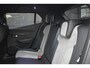 Peugeot e-2008 EV GT Pack 50 kWh 3 Fase | Alcantara | Stoelverwarming | Sfeerverlichting | 18"LMV | Climate Control | Navigatie | !!