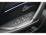 Peugeot e-2008 EV GT Pack 50 kWh 3 Fase 88% SOH | Alcantara | Stoelverwarming | Sfeerverlichting | 18"LMV | Climate Control | Navigatie | !!