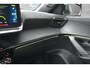 Peugeot e-2008 EV GT Pack 50 kWh 3 Fase 90%SOH | Navigatie | Sfeerverlichting | Stoelverwarming | Full-LED | Alcantara | Leder | Achteruitrijcamera | !!