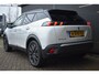 Peugeot e-2008 EV GT Pack 50 kWh 3 Fase 90%SOH | Navigatie | Sfeerverlichting | Stoelverwarming | Full-LED | Alcantara | Leder | Achteruitrijcamera | !!