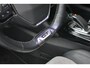 Peugeot e-2008 EV GT Pack 50 kWh 3 Fase 90%SOH | Navigatie | Sfeerverlichting | Stoelverwarming | Full-LED | Alcantara | Leder | Achteruitrijcamera | !!
