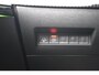 Peugeot e-2008 EV GT Pack 50 kWh 3 Fase 90%SOH | Navigatie | Sfeerverlichting | Stoelverwarming | Full-LED | Alcantara | Leder | Achteruitrijcamera | !!