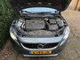 Volvo V40 1.5 T3 R-Design l H&K l Pano l Camera l Full led