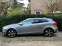 Volvo V40 1.5 T3 R-Design l H&K l Pano l Camera l Full led