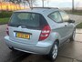 Mercedes-Benz A-klasse 170 Classic 3-Drs Automaat Airco Audio/CD Leder/Stof LMV 16" Lamellen Schuifdak Cruise Dealeronderh. Nw Apk