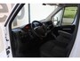Peugeot Boxer 330 2.2 BlueHDi 140 L2H2 Premium | Incl. 12 maanden garantie | Cruise control | Parkeercamera | Airco | Bluetooth |  DAB Radio | Start/stop systeem | Multifunctioneel stuurwiel |