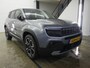 Jeep Avenger Summit 54 kWh Stoelverwarming | Navigatie | Camera | | 11 kW lader | Airco (automatisch) | Cruise control adaptief met Stop&Go en stuurhulp