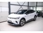Volkswagen ID.4 First 77 kWh | Nieuwe ACCU | Trekhaak | Camera | 20 inch | NL auto | Stoel + stuurwiel verwarming | Adaptive |