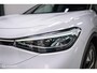 Volkswagen ID.4 First 77 kWh | Nieuwe ACCU | Trekhaak | Camera | 20 inch | NL auto | Stoel + stuurwiel verwarming | Adaptive |