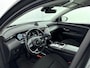 Hyundai Tucson 1.6 T-GDI MHEV COMFORT | NAVI | CLIMA | CRUISE | CAMERA | STOELVERWARMING | TREKGEWICHT 1650 KG | 17'' LM VELGEN | AUTOMAAT | PDC & VOOR & ACHTER | PRIVACY GLASS |
