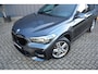 BMW X1 XDrive20i 192pk M Sport High Executive * Pano * Navi Prof * 1e eigenaresse * Zeer mooi *