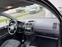 Volkswagen Polo 1.4-16V 75 PK. Goed rijdende inruilauto met nieuwe APK !!!