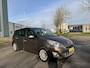 Renault Grand Scenic 1.4i TCe Sélection Business Sport 6-Bak 130 PK. Goed onderhouden en als nieuw rijdende auto !!!