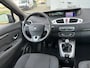 Renault Grand Scenic 1.4i TCe Sélection Business Sport 6-Bak 130 PK. Goed onderhouden en als nieuw rijdende auto !!!