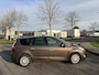 Renault Grand Scenic 1.4i TCe Sélection Business Sport 6-Bak 130 PK. Goed onderhouden en als nieuw rijdende auto !!!