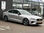 Volvo S60 2.0 T4 R-Design/1STE EIG/CARPLAY/NAVI/STOELVERWARMING/NETTE STAAT!!