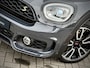 MINI Countryman Mini 2.0 Cooper S E ALL4 John Cooper Works | JCW Sportstoelen | Panoramadak | Harman Kardon | Keyless Entry | Black Exterior Pack