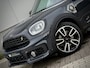 MINI Countryman Mini 2.0 Cooper S E ALL4 John Cooper Works | JCW Sportstoelen | Panoramadak | Harman Kardon | Keyless Entry | Black Exterior Pack