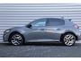 Peugeot 208 HYBRID 100PK GT PACK AUTOMAAT / NAVI / LEDER / CLIMA / PDC / 17" LMV / CAMERA / KEYLESS / PANO. DAK / ADAPT. CRUISECONTROL / I-COCKPIT / FULL-LED / 1E EIGENAAR / NIEUWSTAAT !!