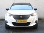 Peugeot e-2008 GT 50 kWh 136pk | Schuifdak | Navigatie | Camera | Alcantara bekleding met stoelverwarming |