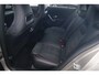Mercedes-Benz A-klasse 160 AMG Line Widescreen Full LED Half Leder Sportstoelen Navigatie Camera Clima Lane Assist Cruise Parkeersensors 18 inch AMG LMV