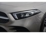 Mercedes-Benz A-klasse 160 AMG Line Widescreen Full LED Half Leder Sportstoelen Navigatie Camera Clima Lane Assist Cruise Parkeersensors 18 inch AMG LMV
