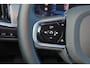 Volvo V90 T6 Recharge AWD Plus Bright - IntelliSafe Assist & Surround - 360º Camera - Harman/Kardon audio - Adaptieve LED koplampen - Verwarmde voorstoelen, stuur & achterbank - Parkeersensoren voor & achter - Elektr. bedienb. voorstoelen met geheugen - Extra getint glas - 19' LMV