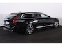Volvo V90 T6 Recharge AWD Plus Bright - IntelliSafe Assist & Surround - 360º Camera - Harman/Kardon audio - Adaptieve LED koplampen - Verwarmde voorstoelen, stuur & achterbank - Parkeersensoren voor & achter - Elektr. bedienb. voorstoelen met geheugen - Extra getint glas - 19' LMV