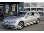 Volkswagen Passat Variant 1.6 TDI R-Line NAP Pano/Leder/Navi