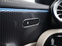 Mercedes-Benz CLA Shooting Brake 180 Luxury Line | Stoelverwarming | Premium Pack | Distronic | Multibeam | Achteruitrijcamera |