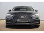 Audi A5 Sportback 35 TFSI Sport S-line black edition Trekhaak Virtual Cockpit LED Matrix Navigatie Half Leder Stoelverwarming Sfeerverlichting 19 inch LMV NAP Dealer Onderhouden!