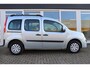 Renault Kangoo Family 1.6-16V Expression, Cruise Control, Airco, Trekhaak, Prijs Is Rijklaar Inclusief 6 Maanden Garantie