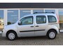 Renault Kangoo Family 1.6-16V Expression, Cruise Control, Airco, Trekhaak, Prijs Is Rijklaar Inclusief 6 Maanden Garantie